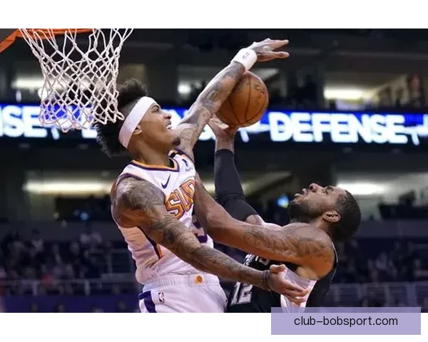 布克空砍34分魔术险胜太阳送湖人锁定季后赛萨格斯20分助力球队突破